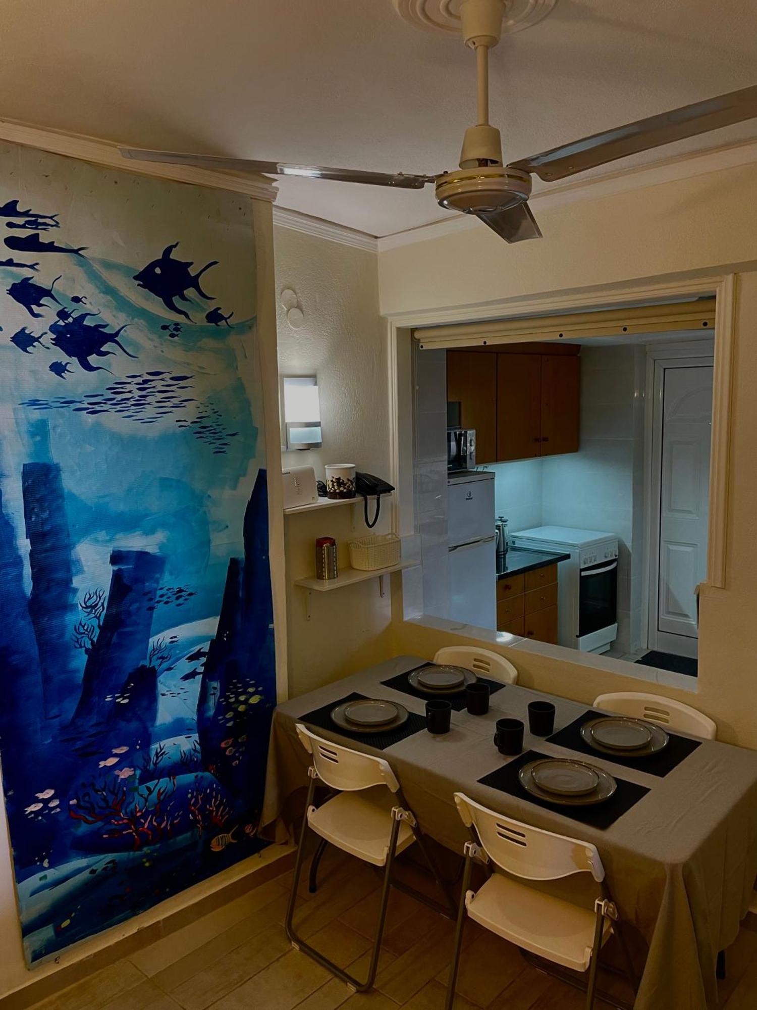 Sea La Vie - Beachfront Retreat Λουτράκι Εξωτερικό φωτογραφία